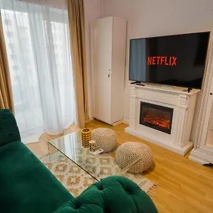  Apartament With View & Large Balcony