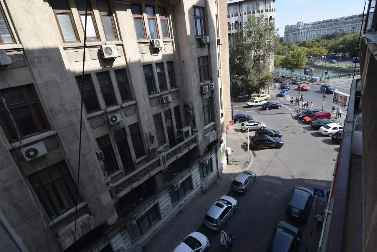 Apartment Resedinta Lui Calin - Park Izvor - Old City Bucharest