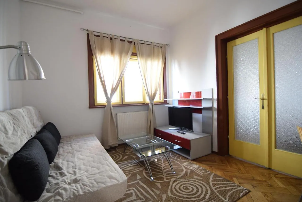 Resedinta Lui Calin - Park Izvor - Old City 布加勒斯特